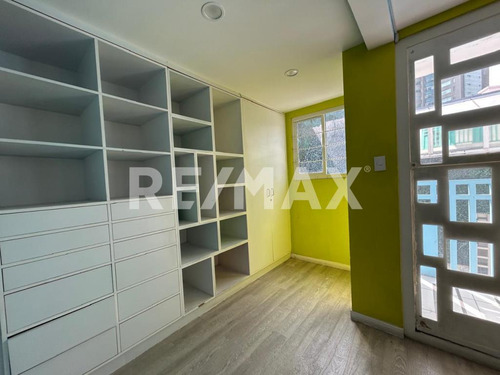 Edificio Comercial En Venta En Bosques De Las Lomas