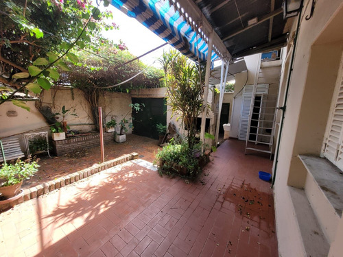 Imagen 7 de 15 de Casa · Lote 350m2 · Alberdi