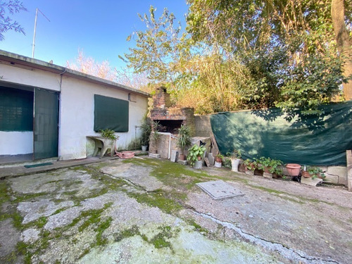 Imagen 9 de 10 de Venta Casa Dos Dormitorios Y Jardín Cólón