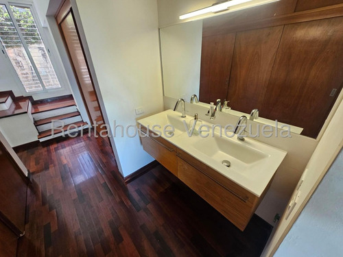 Dc Casa En Alquiler En Alto Hatillo 25-7287 Yf