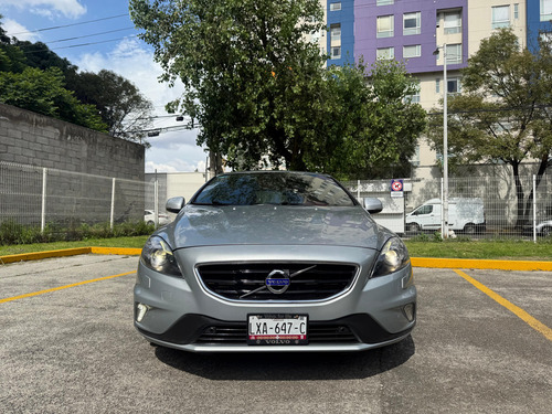 Volvo V40 2.0 R - Design T5 At