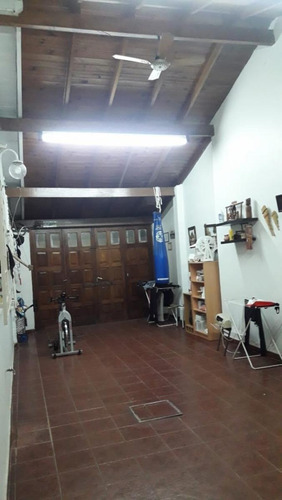 Imagen 17 de 18 de Venta Chalet Hurlingham