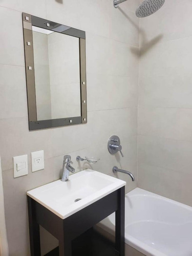 Excelente Departamento De 3 Ambientes En Villa Del Lago