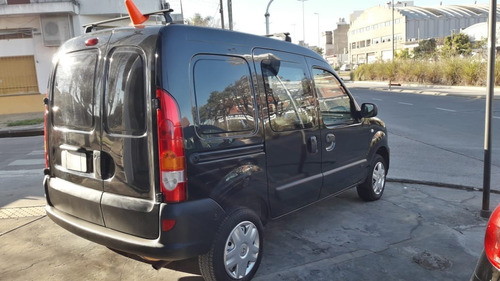 Imagen 6 de 12 de Kangoo Comfort Ph3 1pl Con Gnc 2 Tubo Y 5 Asientos 2016