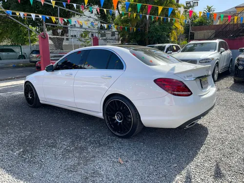 Mercedes Benz C300 2016