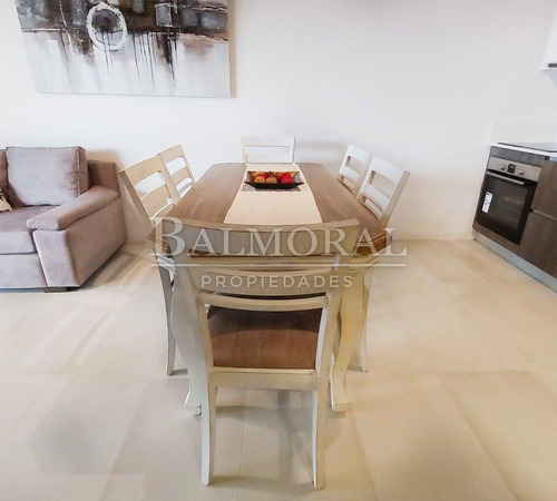 Imagen 3 de 24 de Departamento En Alquiler - Zona Centro Playa / Ref: 3008