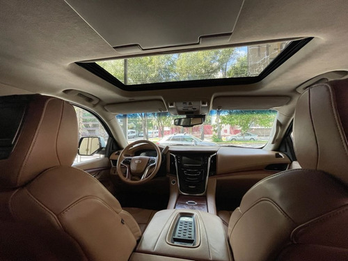 Imagen 10 de 12 de Cadillac Escalade Platinum 2016