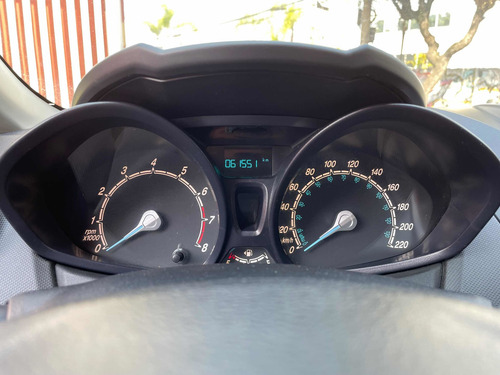 Imagem 10 de 12 de Ford Fiesta 2015 1.5 Se Flex 5p