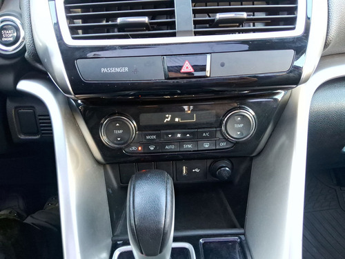 Mitsubishi Eclipse Cross 1.5 Rs 4X2 At
