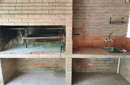 Imagen 13 de 14 de Icho Cruz, Casa Con Cuatro Locales Comerciales