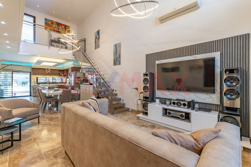 Casa Soñada Pileta Jardin Escritorio 2 Cocheras