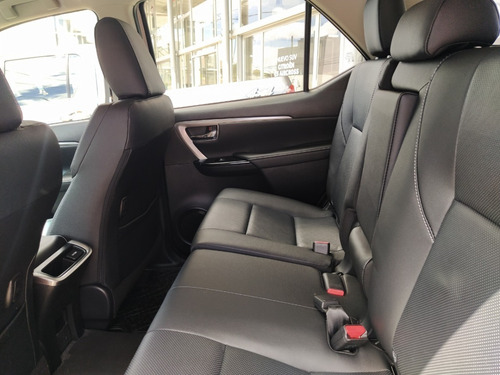 Imagen 4 de 13 de Toyota Sw4 Srx Automática 7 Asientos 2021 Ae691