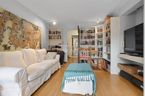 Casa En Venta De 5 Dorm. En Lo Barnechea