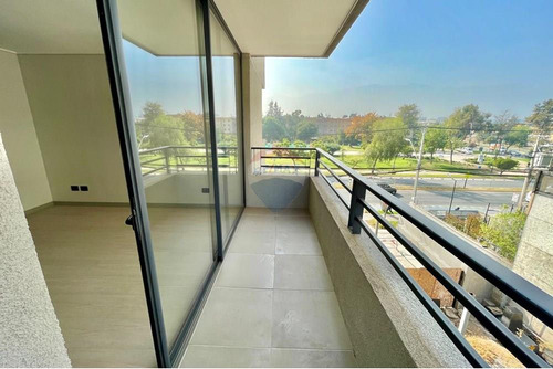 Estudio Nuevo Con Amplio Balcón En Ñuñoa, Piso 4