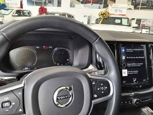 Volvo XC60 2.0 T5 Momentum At