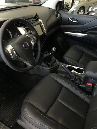 Nissan Frontier 2.3 Le Cd 4x4 Mt