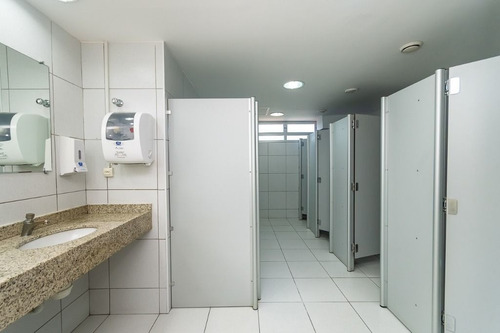 Imagem 26 de 30 de Casa Para Alugar, 4507 M² Por R$ 76.000,00/mês - Rebouças - Curitiba/pr - Ca0335