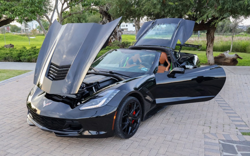 Chevrolet Corvette 6.2 Corvette Z51 Coupe Stingray V8/ At