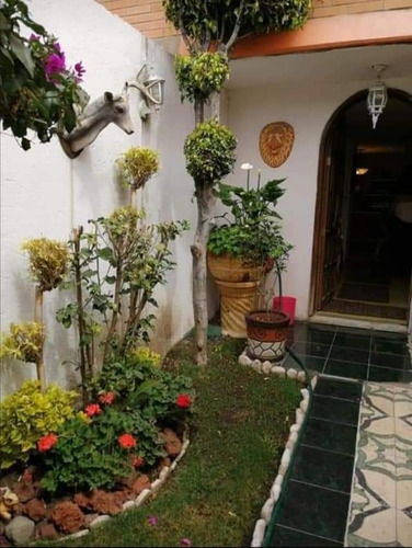Imagen 5 de 10 de Casa Seminueva En Oportunidad