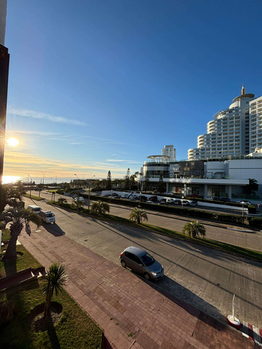 Venta Apartamento 3 Dormitorios 2 Baños Frente Enjoy