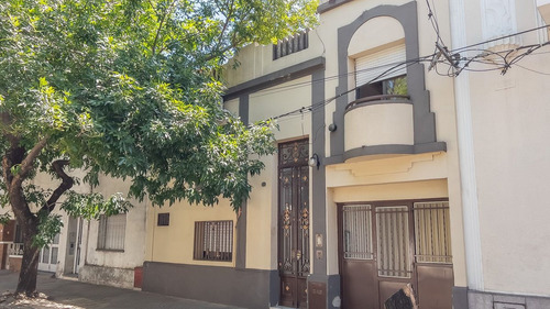 Venta Casa De 2 Plantas 4 Dormitorios En Arroyito