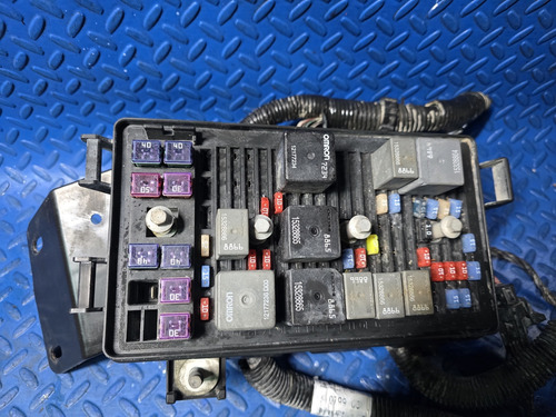 Modulo Caja De Fusibles Pontiac Grand Prix 3.8 Litros 2006 (Usado)