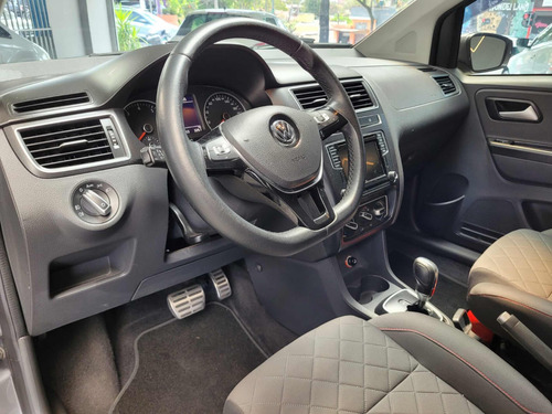 Volkswagen Fox 1.6 16v Msi Highline Total Flex I-motion 5p