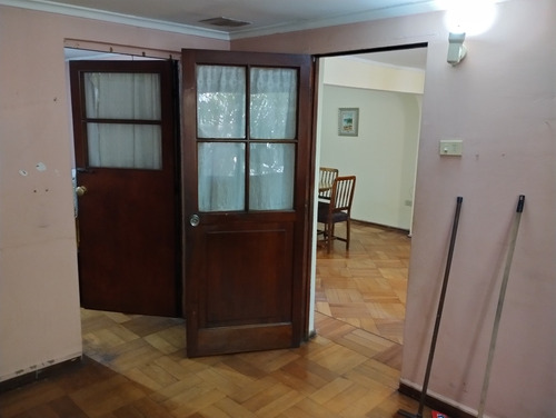 Casa, Nueve Sur, Lo Espejo
