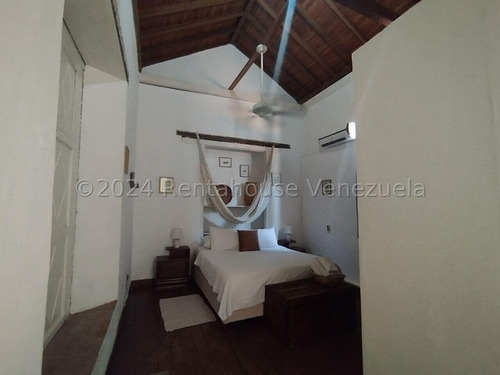 Posada En Venta Ubicada En La Zona Colonial De Puerto Cabello Carabobo Venezuela Cod 25-4837 Eloisa Mejia