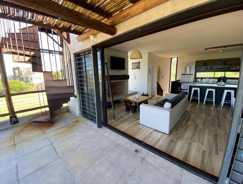 Casa En Santa Mónica - A Estrenar 2021!!