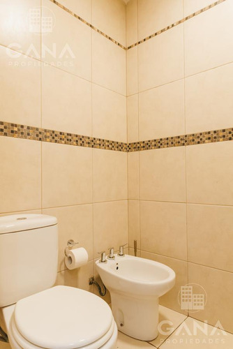 Venta Casa Fisherton - 3 Dormitorios Con Jardín Y Parrilla.