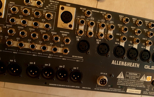 Consola Mixer Allen And Heath Inglesa Modelo Gl 2400 (Usado)