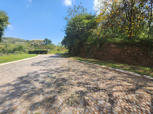 Venta De Lote Glorieta Ii Muy Cerca De Acceso Y De Las Amenidades Del Fraccionamiento Sobre Boulevard San Diego Con Proyecto Incluído En Fracc Rancho San Diego Ixtapan De La Sal Edomex