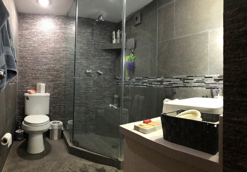 Departamento Recién Remodelado En Venta