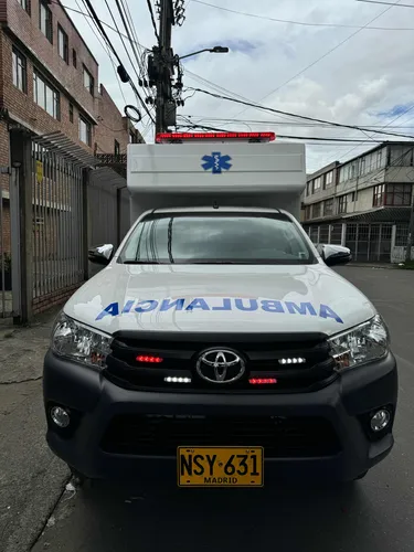 Ambulancias Toyota Hailux