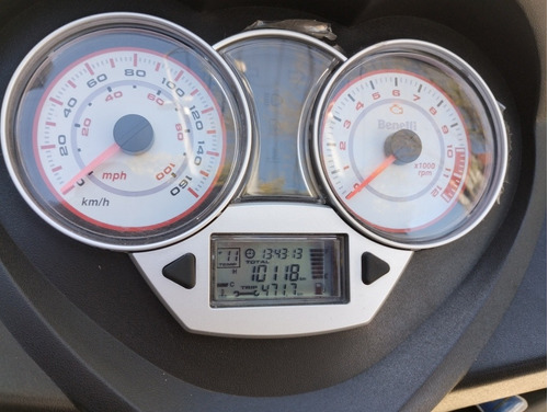 Imagen 3 de 9 de Benelli Safferano Efi250