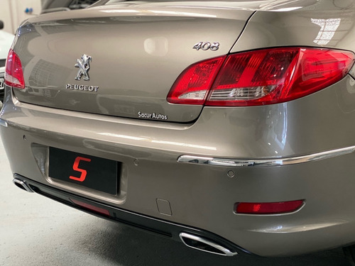 Imagen 15 de 17 de Peugeot 408 2.0 Feline 2011
