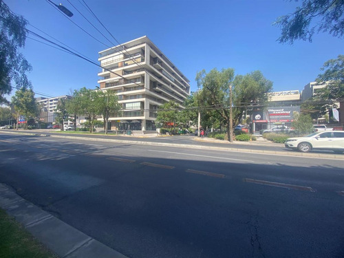 Local Comercial En Arriendo En Las Condes 106 M2