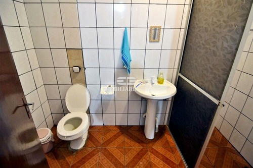 Imagem 12 de 30 de Belíssima Casa Espaçosa Com 04 Dormitórios No Bairro Real Parque! - 4592
