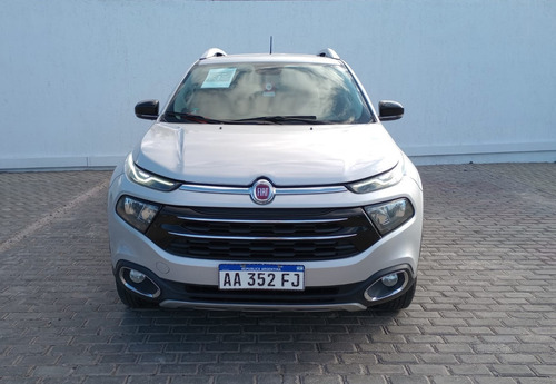 Imagen 2 de 12 de Fiat 2016 Toro 2.0tdi Volcano 4x4 At