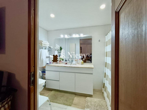 Casa Venta 3 Suites/ 4 B Más Serv./carlos Silva Vildósola