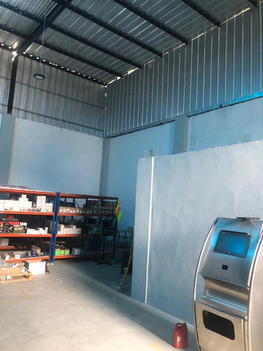Nave Industrial En Alquiler En Santo Domingo Norte