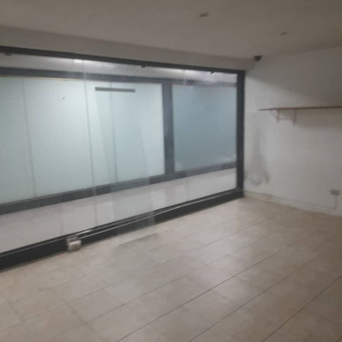 Local En El Centro Comercial Plaza Las Américas A Precio De Remate