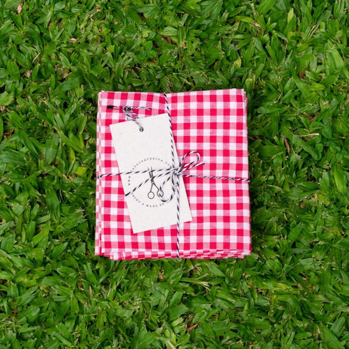 Imagen 3 de 6 de Mantel Picnic Cuadrillé Cuadros Rojo 1,5m X 1,0m Deco