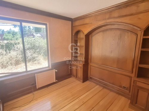 Casa Con Gran Terreno En Cantagallo