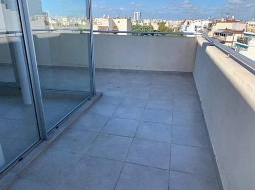 Imagen 19 de 20 de Departamento 2 Ambientes Al Frente Con Cochera Y Zoom.