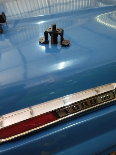 Suporte Com Interruptor De Porta Ford F100 F1000 (o Par)