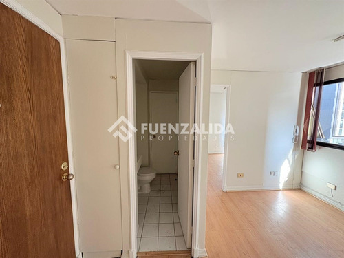 Oficina En Arriendo En Providencia A Pasos Metro Los Leones