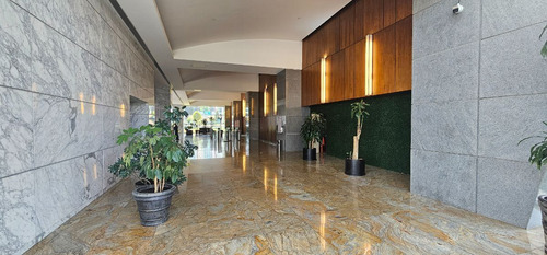 Local En Edificio Corporativo Santa Fe 81m2 Con Tapanco