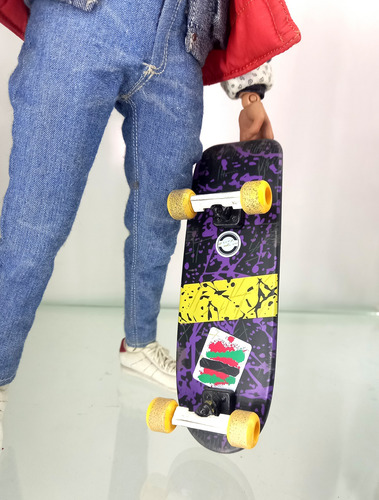 Marty Mcfly Hot Toys 1/6 Volver Al Futuro Sideshow (Usado)